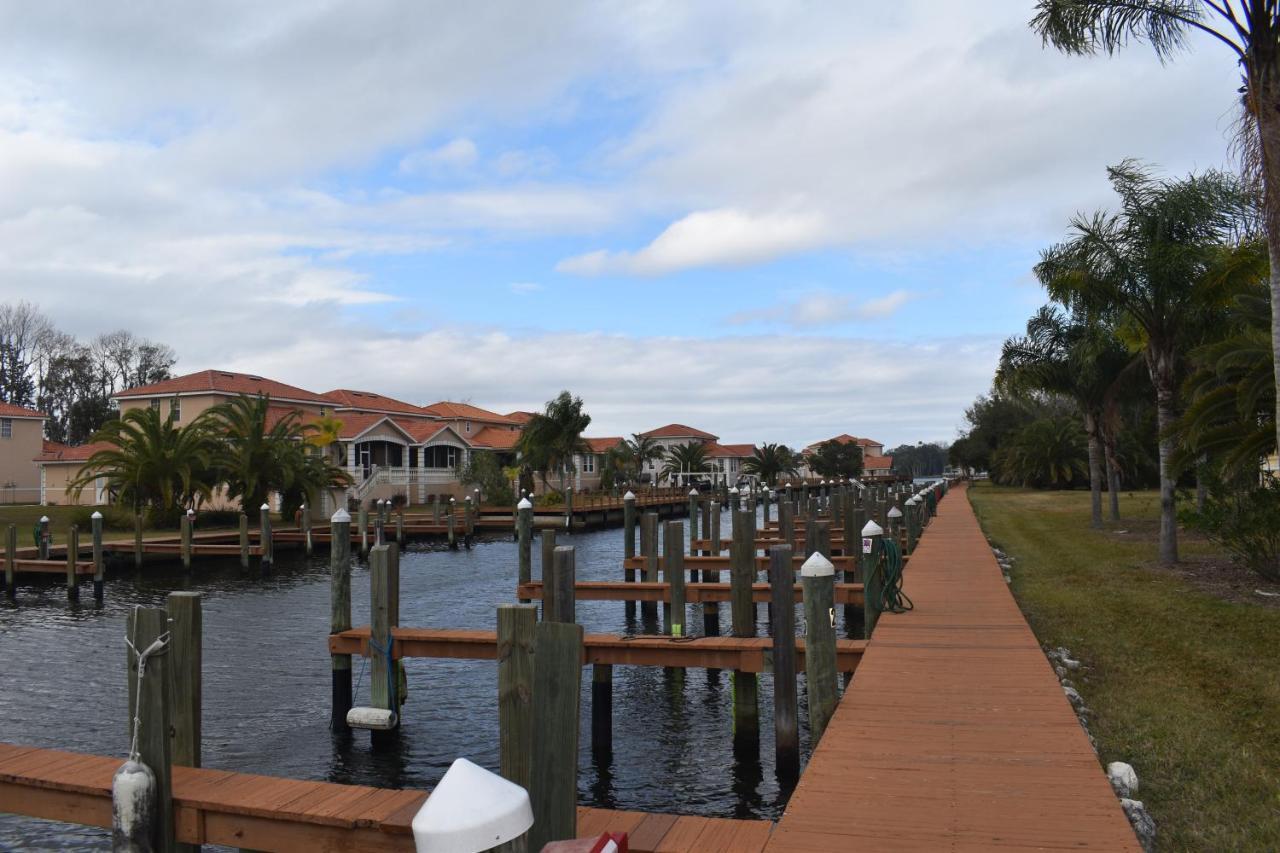 Tradewinds Homosassa Marina Resort Exterior photo