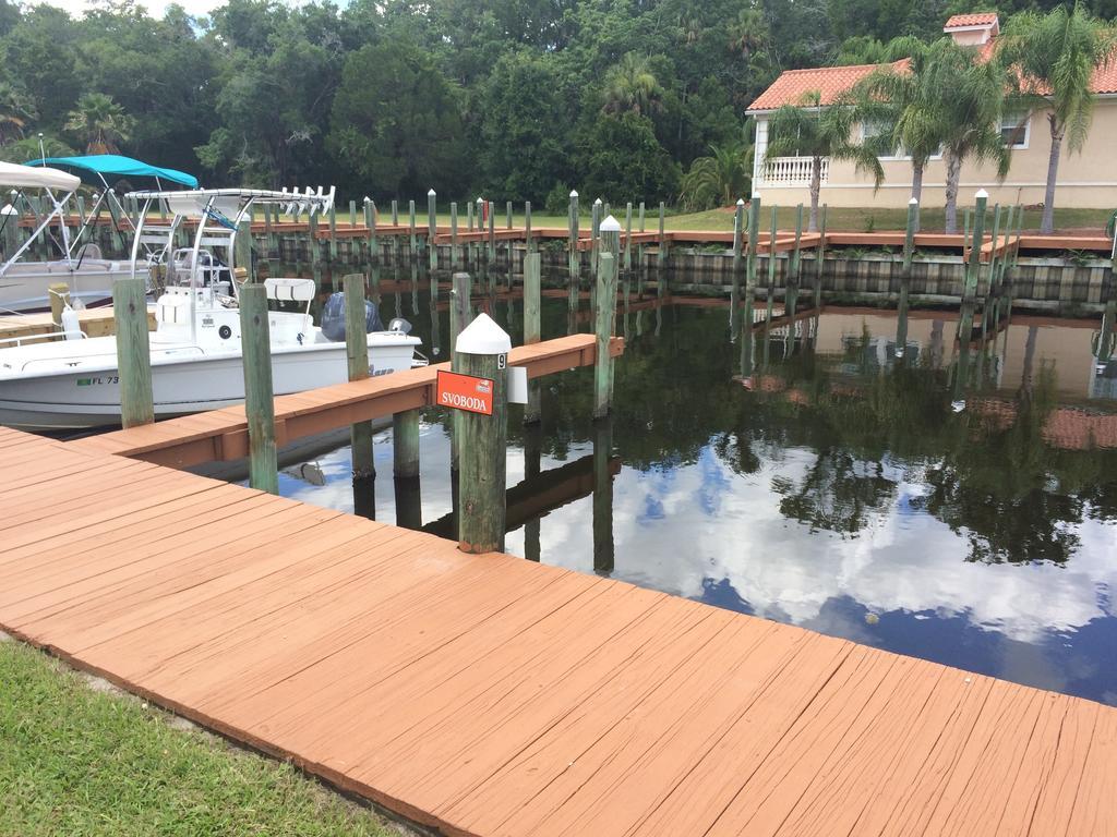 Tradewinds Homosassa Marina Resort Exterior photo